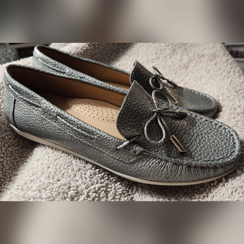 Wirth Made In Brazil Silver Leather Mocassins , Sz 7.5